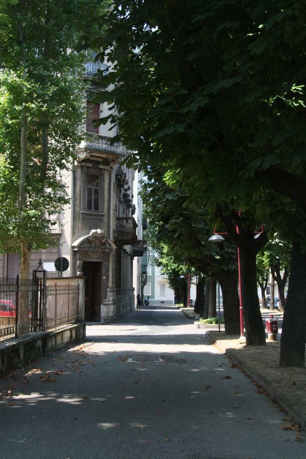 Davide & Mary Friendly House Apartment Novara Exterior foto
